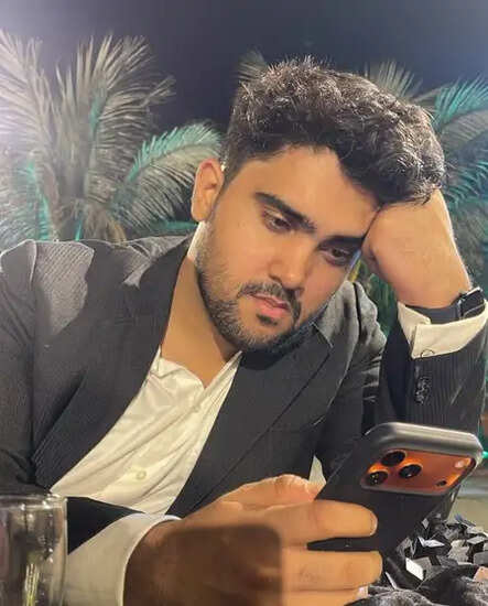 रवि किशन के साथ काम करने का अनुभव साझा करते हैं अमित विक्रम पांडेय