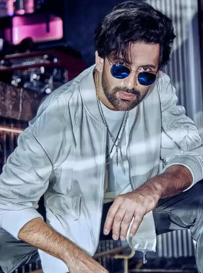 क्या है इमरान हाशमी की नई वेब सीरीज 'तस्करी' का राज़? जानें नंदीश संधू की जुबानी!