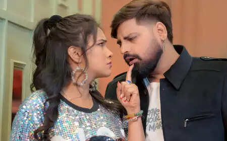 भोजपुरी म्यूजिक में नया धमाका: 'अपने दम पे जीता हूं' में राकेश मिश्रा और त्रिशा कर मधु की जोड़ी!