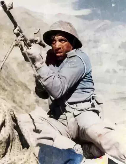 क्या आप जानते हैं 1962 के युद्ध पर बनी फिल्म 'हकीकत' में धर्मेंद्र ने कैसे किया था अद्भुत अभिनय?