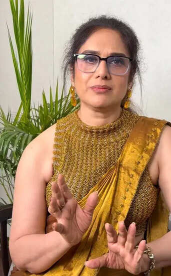 क्या मीनाक्षी शेषाद्रि की वापसी से हिंदी सिनेमा में नया जोश आएगा?
