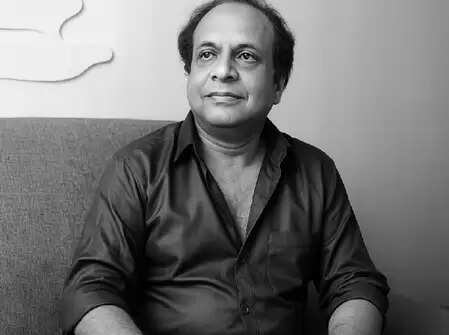 क्या आप जानते हैं लक्ष्मीकांत-प्यारेलाल की अनोखी कहानी? जानें इस दिग्गज जोड़ी के सफर के बारे में!