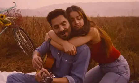 क्या है अपारशक्ति खुराना का नया रोमांटिक गाना 'तेरे पीछे'? जानें इसकी खासियतें!