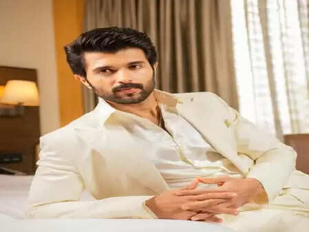 क्या विजय देवरकोंडा ने फेक रिव्यू पर उठाई आवाज? जानें उनकी चिंता का कारण!