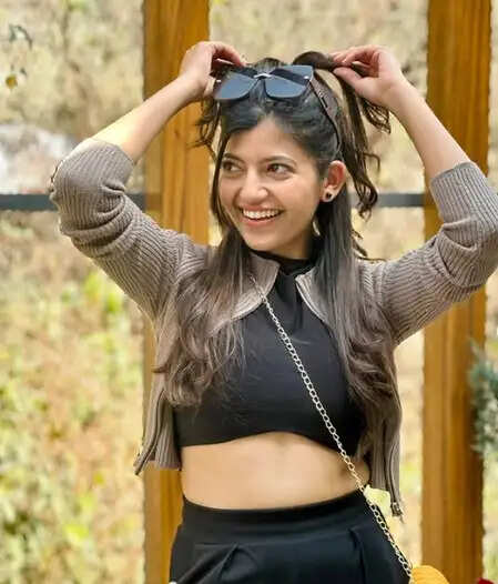 क्या है गौरी अग्रवाल के किरदार में बदलाव की कहानी? जानें &lsquo;जाने अनजाने हम मिले&rsquo; में उनके नए अवतार के बारे में!