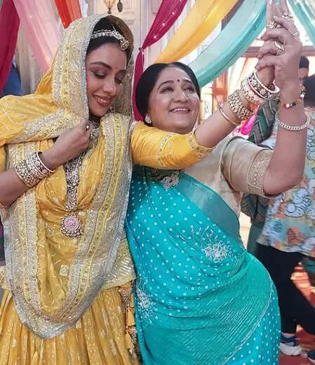 अनुपमा की सेट पर गहरी दोस्ती: रूपाली गांगुली के जन्मदिन पर अल्पना बुच का खास संदेश!