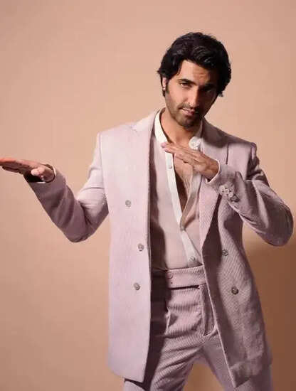 अक्षय ओबेरॉय और सिद्धार्थ आनंद की जोड़ी फिर से चमकेगी, जानें फिल्म 'किंग' के बारे में!