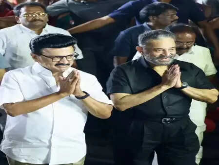 कमल हासन ने केरल चुनावों में द्रविड़ मुन्नेत्र कड़गम की जीत का किया ऐलान!