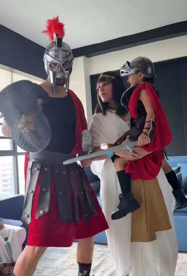 क्या है बॉलीवुड में हेलोवीन का जादू? सोहा और नेहा ने साझा की अपनी खास तस्वीरें!