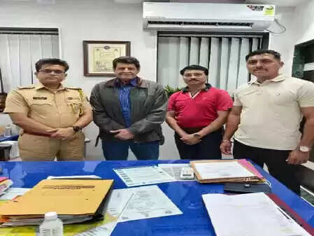 क्या सस्ते ड्राई फ्रूट्स के लालच में फंसे गजेंद्र सिंह चौहान? जानें पूरी कहानी!