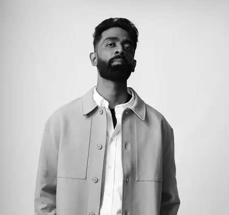 क्या है प्रणित मोरे के विवाद की पूरी कहानी? महाराष्ट्र सरकार ने उठाए सख्त कदम!