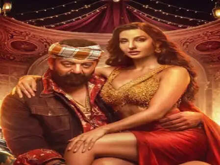 क्या है संजय दत्त और नोरा फतेही के विवादित गाने 'सरके चुनर तेरी...' का सच?