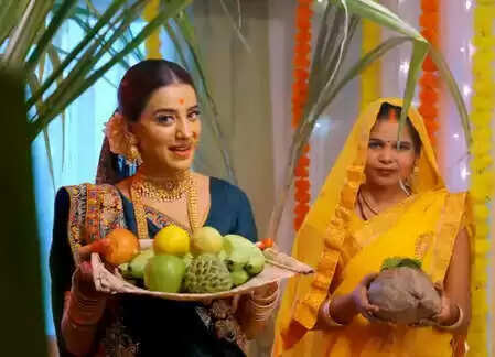 अक्षरा सिंह का नया भक्ति गीत 'केलवा के पात' छठ पर्व पर आया, जानें खास बातें!