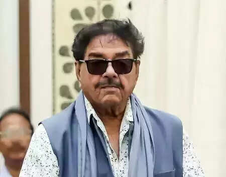 नीतीश कुमार के राज्यसभा नामांकन पर शत्रुघ्न सिन्हा का बयान: क्या है सियासी हलचल?