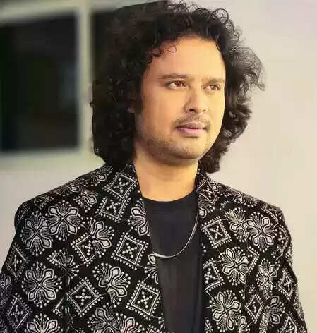 राजा हसन: कैसे एक छोटे शहर के लड़के ने बॉलीवुड में बनाई अपनी पहचान?