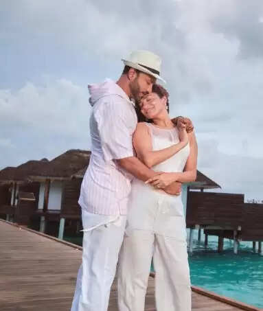 अंकिता लोखंडे का जन्मदिन: पति और दोस्तों ने दी बधाई, जानें क्या कहा!