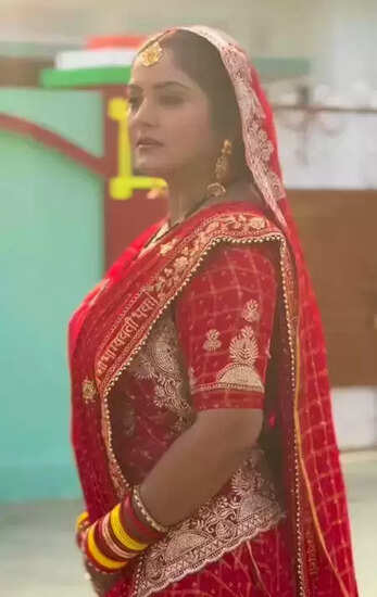 अंजना सिंह का नया वीडियो: 'ओ री सासू मां' गाने पर दिखाया अद्भुत अंदाज!