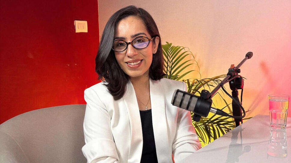 क्या बॉलीवुड की मशहूर अभिनेत्री कर रही है वन-नाइट स्टैंड के जरिए कमाई? जानें तान्या पुरी के खुलासे से!