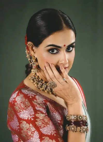 जेनेलिया डिसूजा ने पुरानी यादों को ताजा किया, साउथ फिल्म के गाने पर किया भावनाओं का इजहार