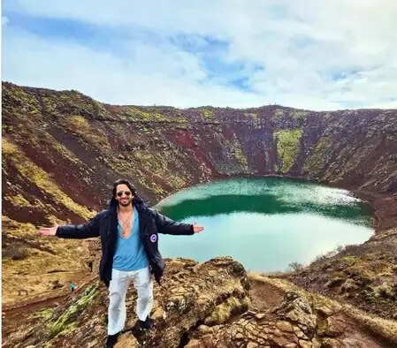 आइसलैंड की खूबसूरती में खोए शहीर शेख, जल्द आएंगे नए थ्रिलर में!