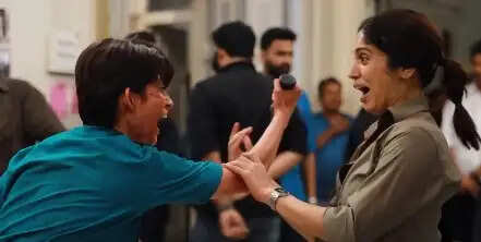 भूमि पेडनेकर की नई वेब सीरीज 'दलदल' ने दर्शकों का दिल जीता, जानें क्या कहा अभिनेत्री ने!