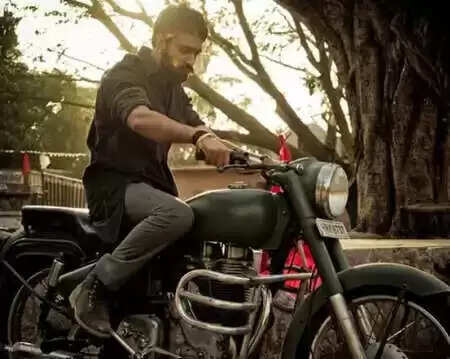 आमिर खान के भांजे इमरान खान की कहानी: सुपरहिट डेब्यू से फ्लॉप फिल्मों तक का सफर