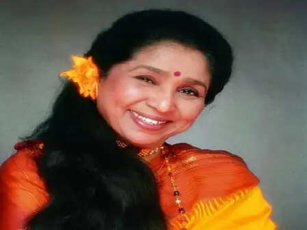 आशा भोसले की बचपन की शरारतें: लता मंगेशकर ने रखा था 'मोटी बिल्ली' का नाम!