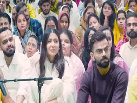 क्या विराट कोहली और अनुष्का शर्मा ने वृंदावन में फिर से प्रेमानंद महाराज से लिया आशीर्वाद?