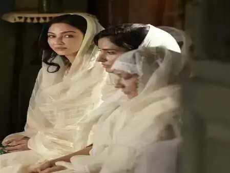 क्या आपको पता है सौम्या टंडन ने अक्षय खन्ना को क्यों मारा था थप्पड़? जानें फिल्म 'धुरंधर' के दिलचस्प किस्से!