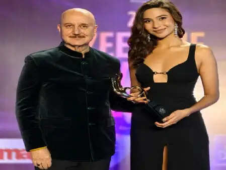 अनुपम खेर की फिल्म 'तन्वी द ग्रेट' को मिल रहे अवॉर्ड्स, शुभांगी की मेहनत की हो रही सराहना!