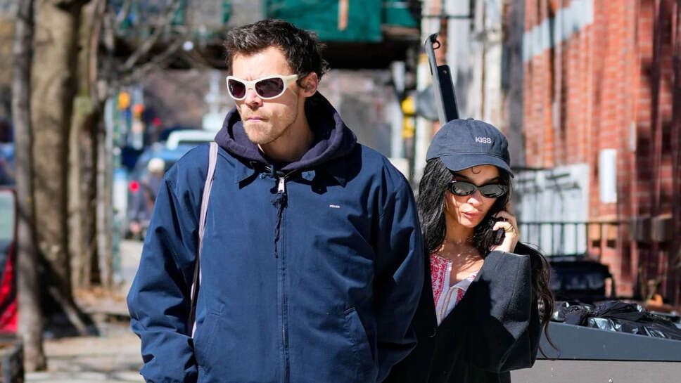 हैरी स्टाइल्स और जोए क्राविट्ज़ की सगाई की खबरें, क्या है सच्चाई?