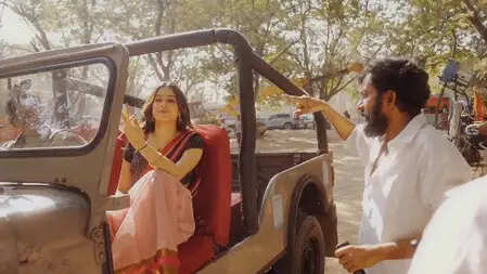 जाह्नवी कपूर का 29वां जन्मदिन: टी-सीरीज ने दी खास बधाई, जानें उनकी नई फिल्म 'पेड्डी' के बारे में!