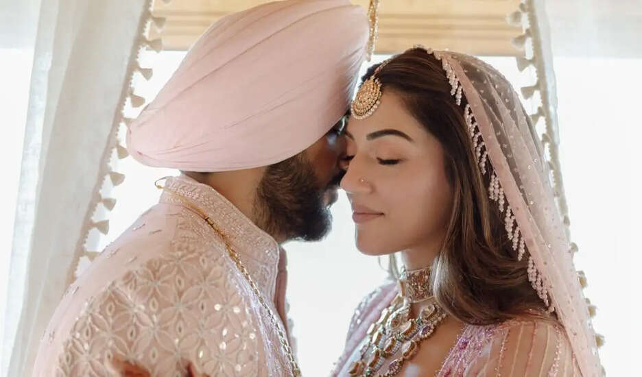 मेहरीन कौर पीरजादा ने अर्श औलख से की गुपचुप शादी, सोशल मीडिया पर साझा की तस्वीरें