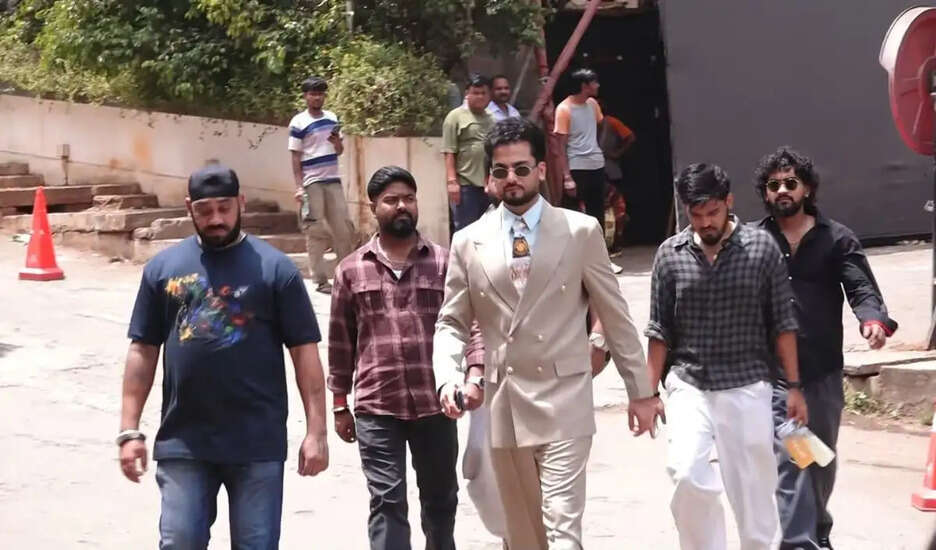 एल्विश यादव और प्रिंस नरूला के बीच बढ़ती दुश्मनी: नया खुलासा