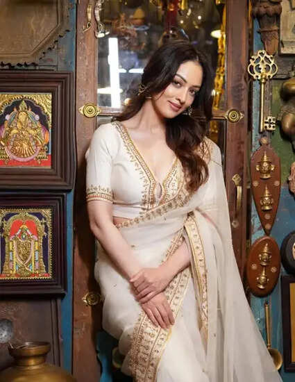 क्या है संदीपा धर की नई फिल्म का खास संदेश? जानें खुद को स्वीकारने की अहमियत!