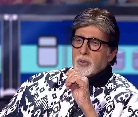 अनन्या पांडे को अमिताभ बच्चन की सराहना: क्या है इस पल की खासियत?