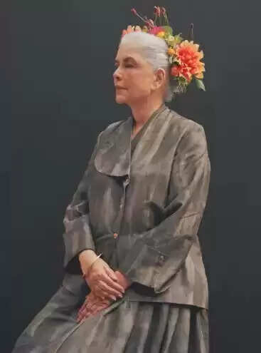 जीनत अमान का नया फोटोशूट: कपड़े जो बयां करते हैं उनकी कहानी!