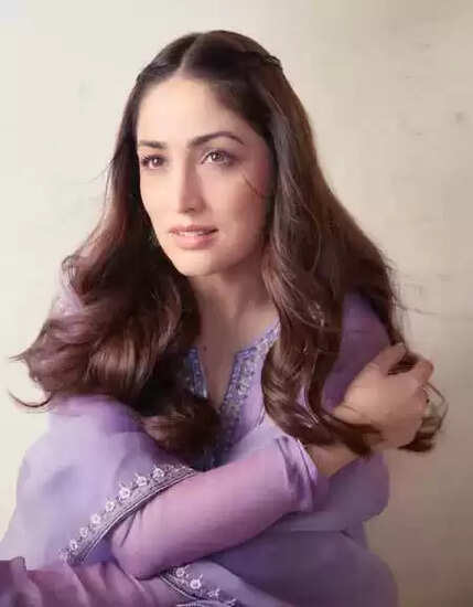 यामी गौतम: IAS बनने का सपना छोड़कर बनीं बॉलीवुड की चमकती सितारा!