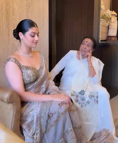 आशा भोसले के अंतिम संस्कार पर पोती जनाई का भावुक संदेश: 'मेरी दुनिया चली गई'