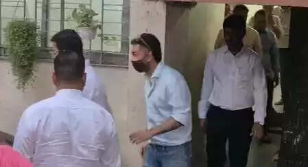 क्या सिद्धांत कपूर का ड्रग्स केस में नया मोड़? जानें पूरी कहानी!