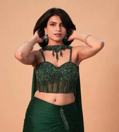 क्या 'उड़ने की आशा' में आएगा बड़ा ट्विस्ट? जानें रोशनी के राज़ का सच!