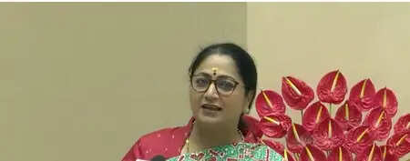 महिलाओं की शक्ति का जश्न: सीएम रेखा गुप्ता ने किया नारी शक्ति का सम्मान