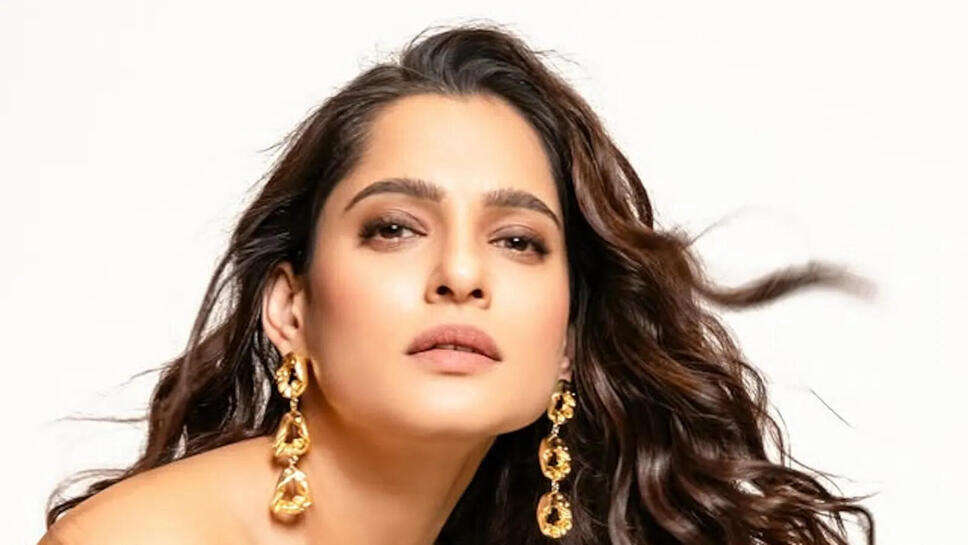 Priya Bapat ने साझा किया अपने करियर का असहज अनुभव, किसिंग सीन पर उठाए सवाल