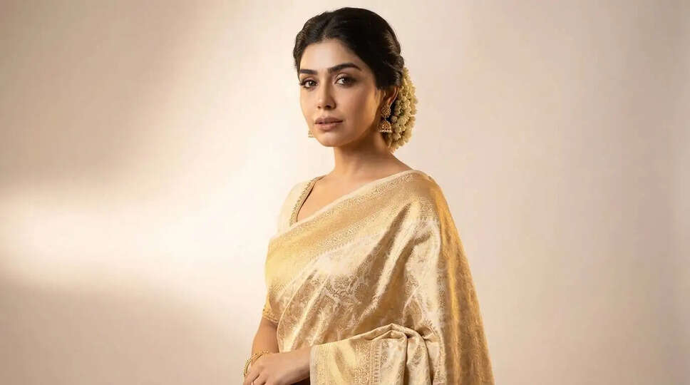 क्या है Twinkle Arora की सफलता का राज? जानें उनकी अदाकारी और स्टाइल के बारे में!