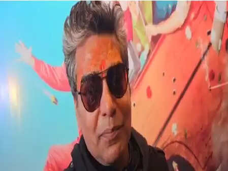 आखिर कौन है आशुतोष राणा का नया कॉमेडी अवतार? जानें 'वन टू चा चा चा' के बारे में!