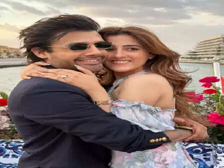 क्या है नूपुर सेनन और स्टेबिन बेन की प्रेम कहानी? जानें इस खास प्रपोजल के बारे में!