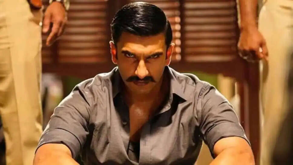Ranveer Singh ने FWICE को भेजा कानूनी नोटिस, जानें क्या है मामला?