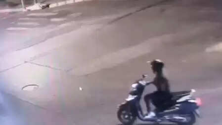 रोहित शेट्टी के घर पर फायरिंग: नया CCTV फुटेज आया सामने, आरोपी की पहचान हुई