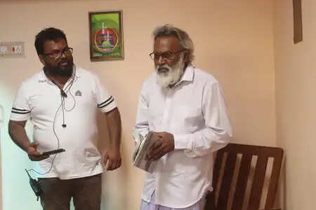 क्या है मीरा कथिरावन की नई फिल्म 'हबीबी' का खास संदेश? जानें बुजुर्गों के सम्मान की कहानी!