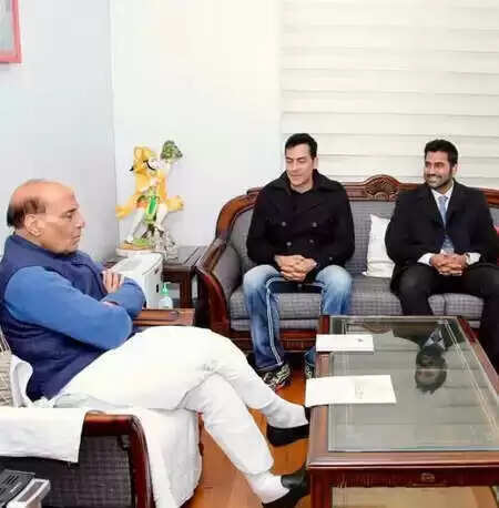 क्या है सुधांशु पांडेय और राजनाथ सिंह की मुलाकात का खास राज?